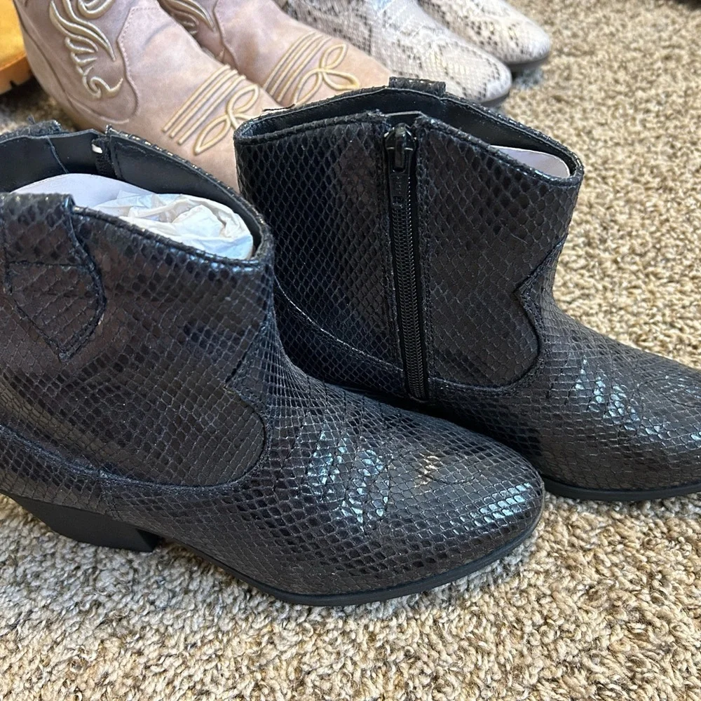 Black Booties